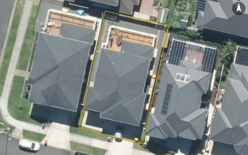 16 Horsefields Drive