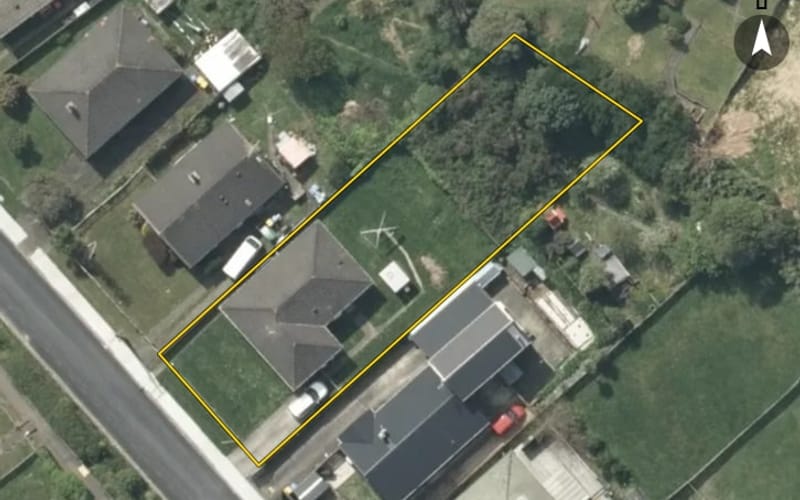 17 Thompson Grove