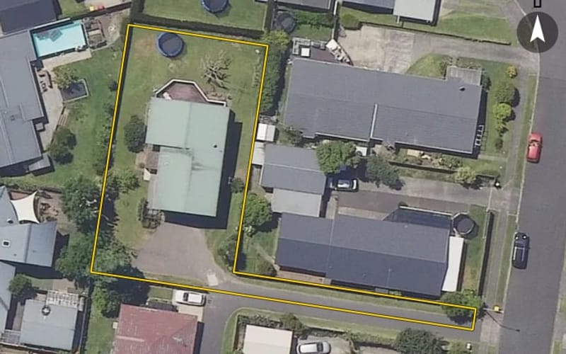 12 Linklater Avenue