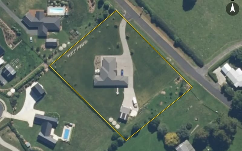 98 Taplin Road