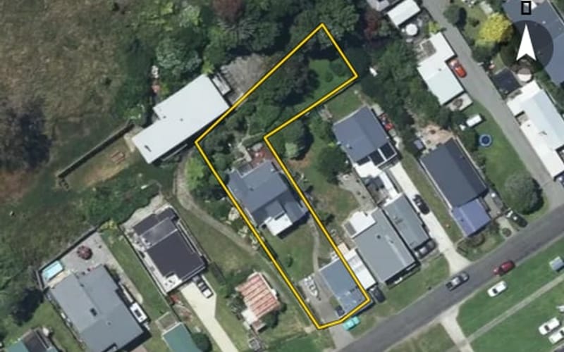 21 Mowhanau Drive