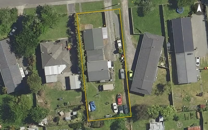 30B Leslie Avenue