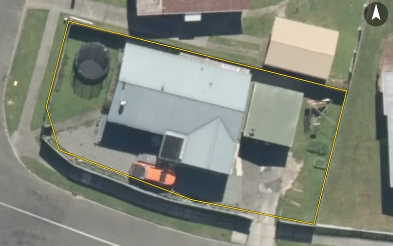 100 Mohaka Street