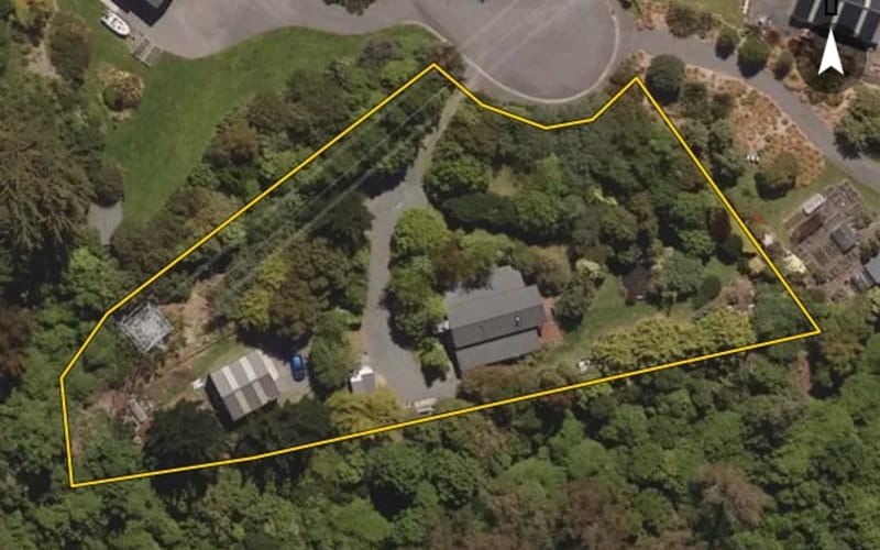 6 Caleb Place