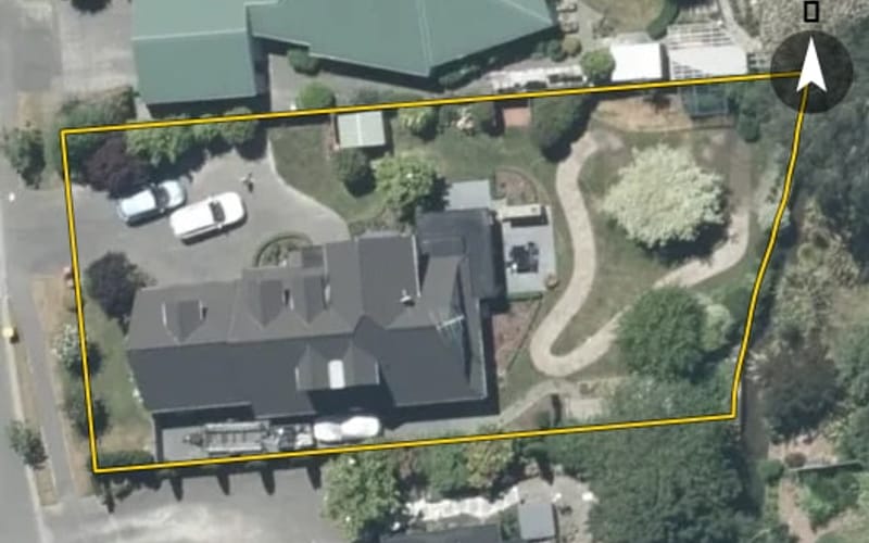 10 Catherwood Avenue