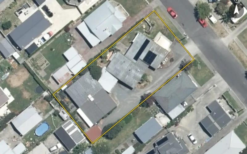 807D Avenue Road East