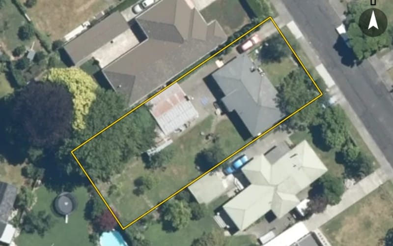 809 Maitland Crescent