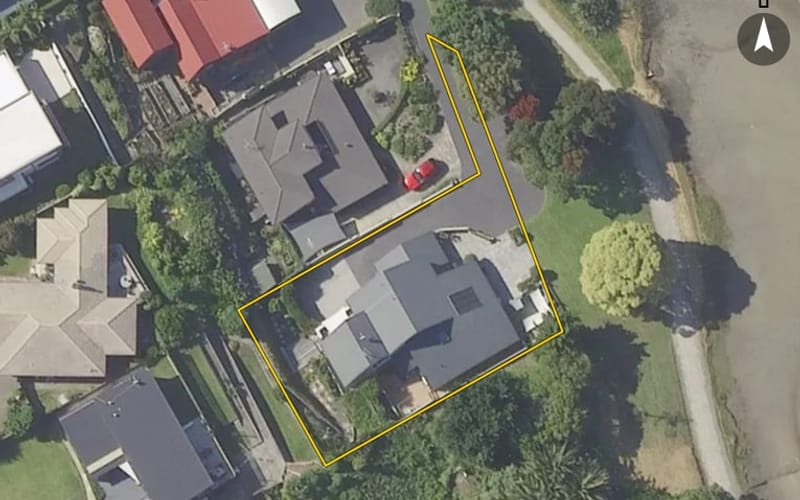 70 Maxwells Road