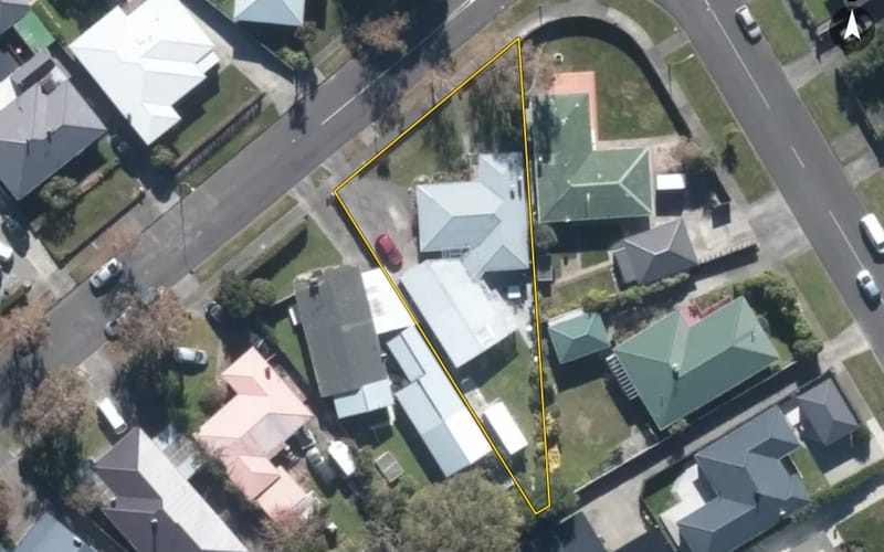 3 Parkland Crescent
