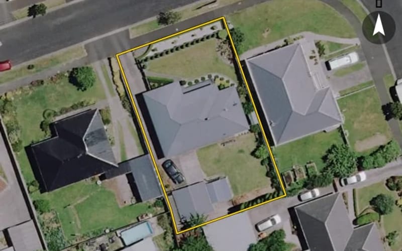 16 Springfield Crescent