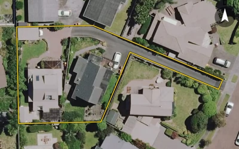 16A Perindale Drive