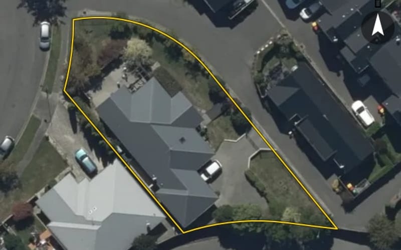 30 John Campbell Crescent