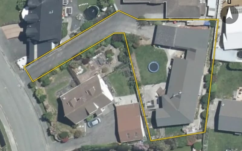 13 Temple Crescent