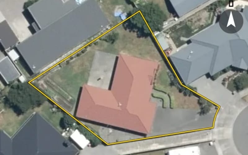 8 Inglis Place