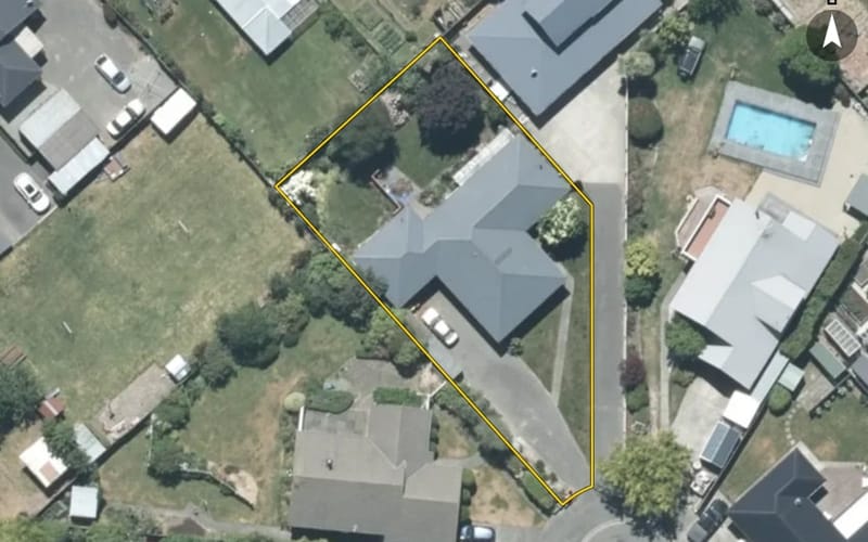 23 Reid Crescent