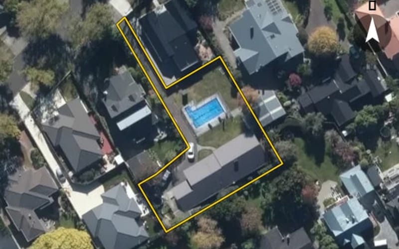 20A Manapouri Crescent
