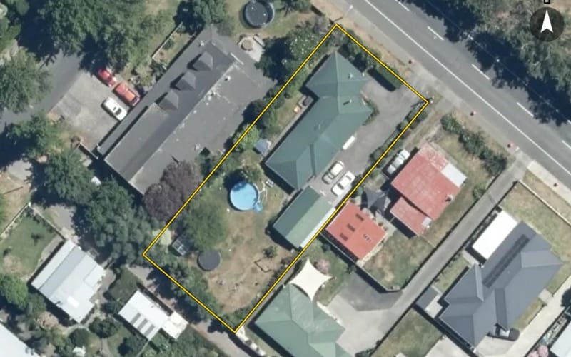 403 Murdoch Road East