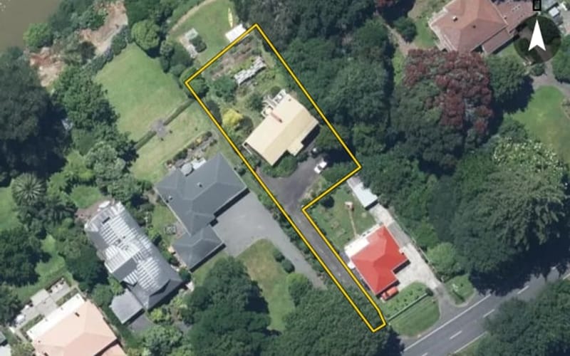 23 Riverbank Road