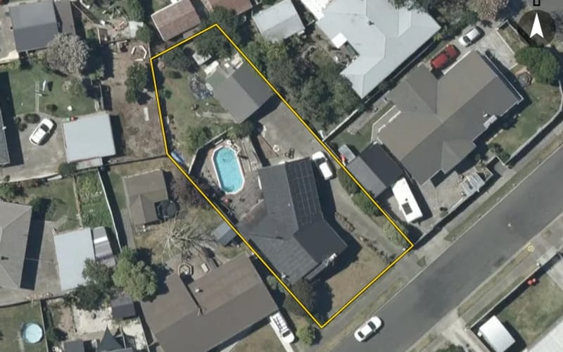 30 Merton Crescent