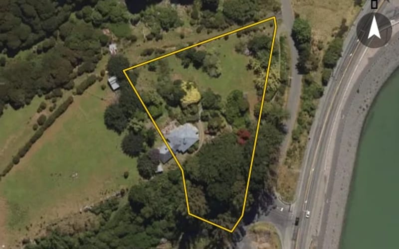 101 Blanket Bay Road