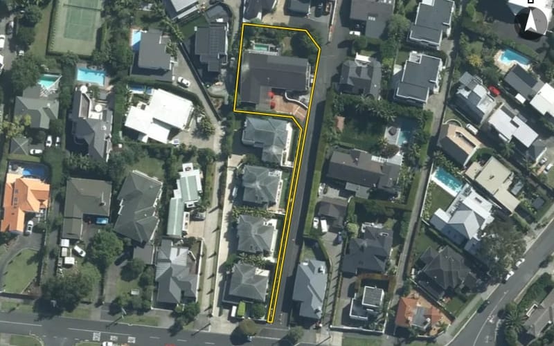 38 Rawhitiroa Road