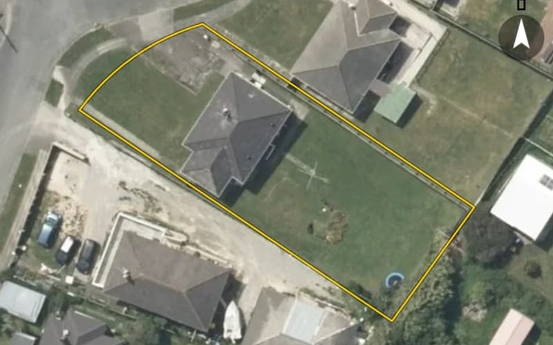 12 Maher Place