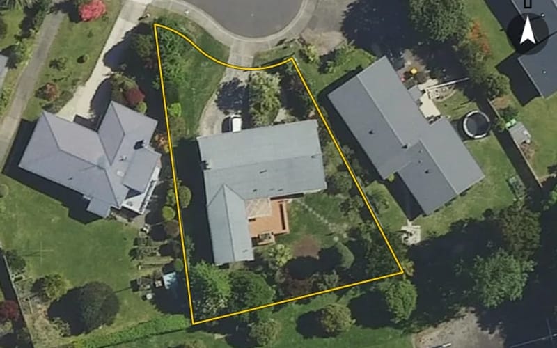 11 Garden Place